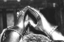 Edward, Prince of Wales (d-1376) gauntlets.jpg